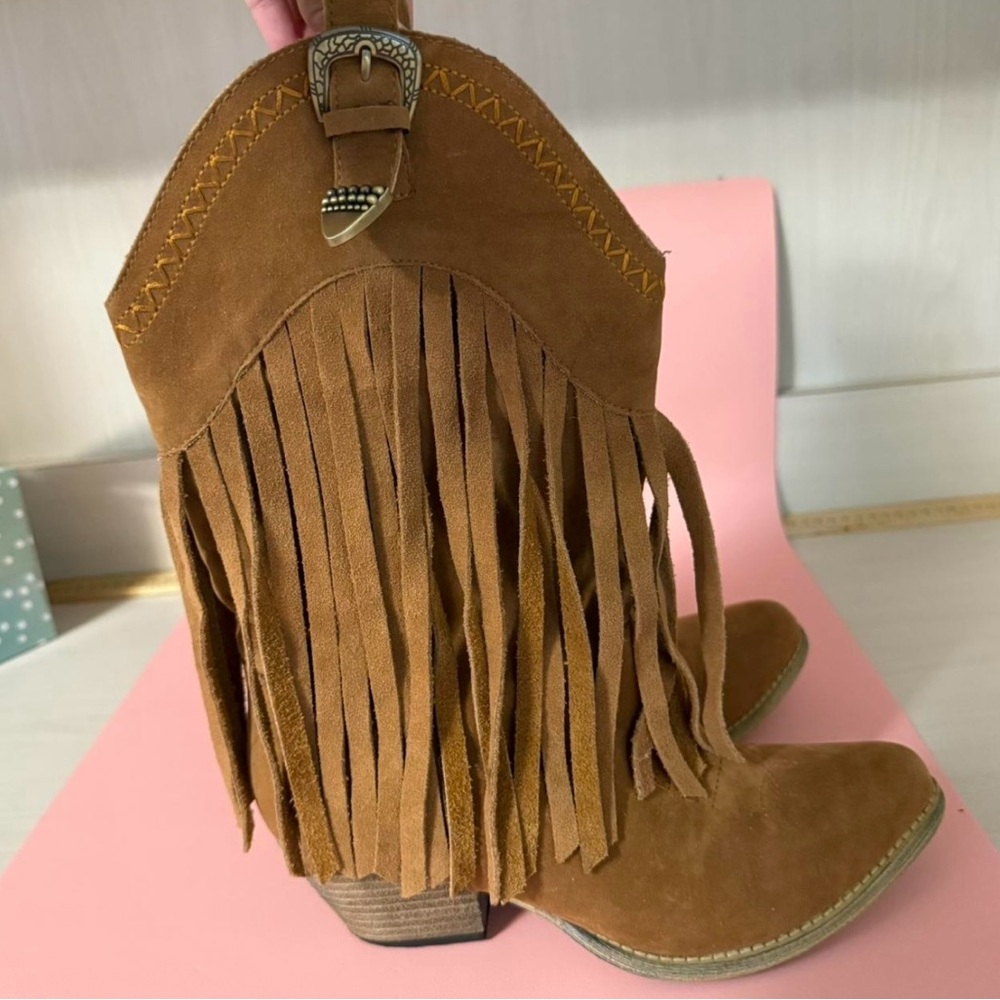 Ho down fringe cow girl boots